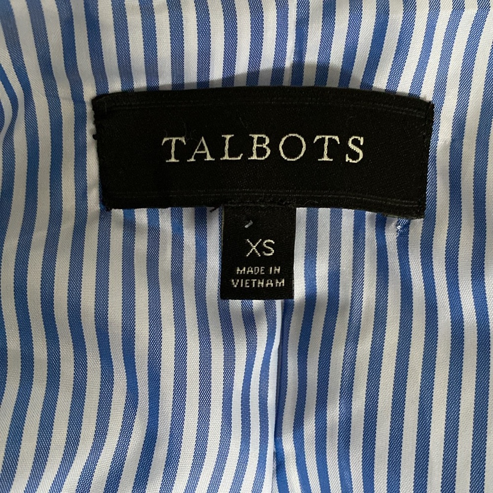 Talbots diamond quilted lightweight jacket! Brand new without tag! Boxy! Size XS - Picture 15 of 17